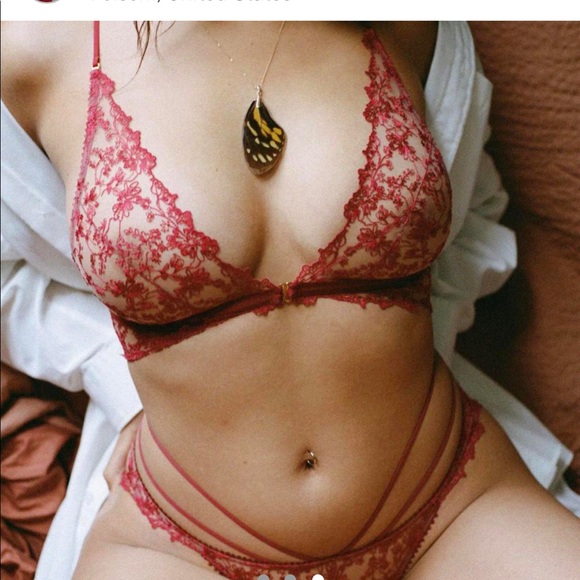 SOLD!Tisja Damen bralette - Picture 2 of 4